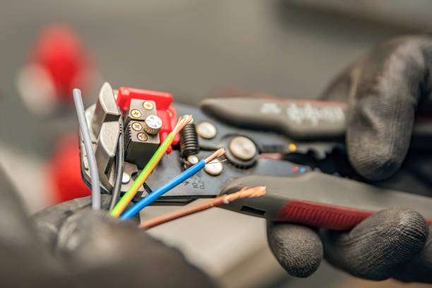 Best Electrical Outlet Repair  in Dix Hills, NY